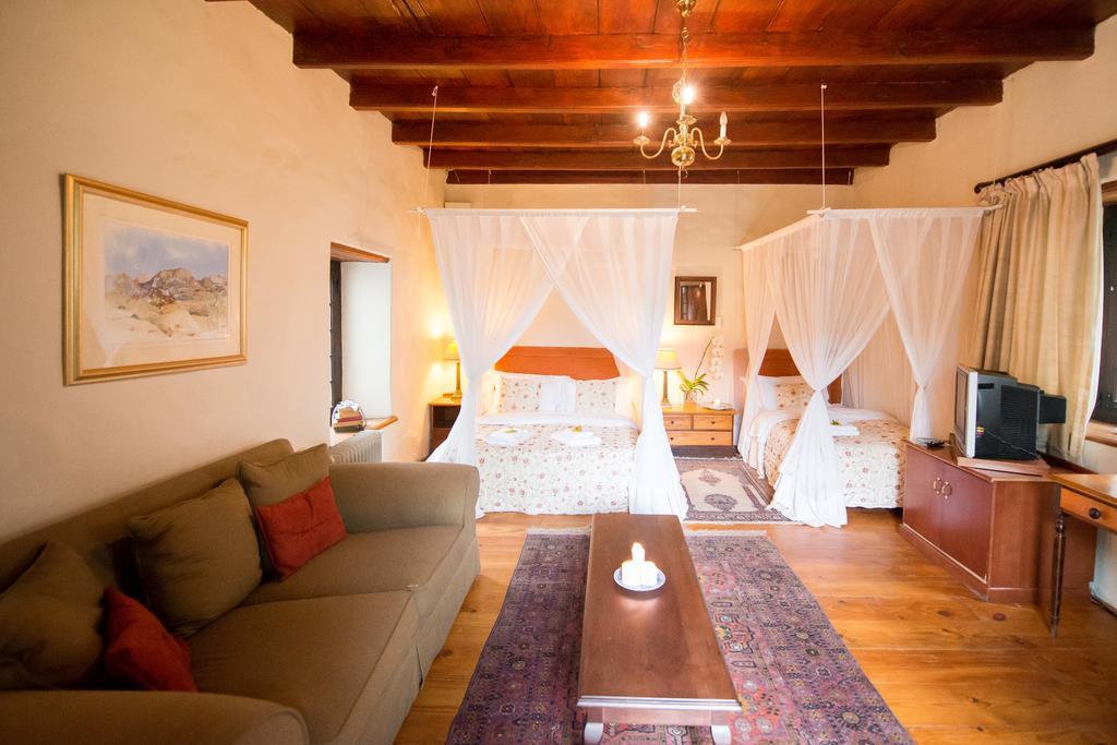 Tulbagh Country Guest House - Cape Dutch Quarters Екстериор снимка